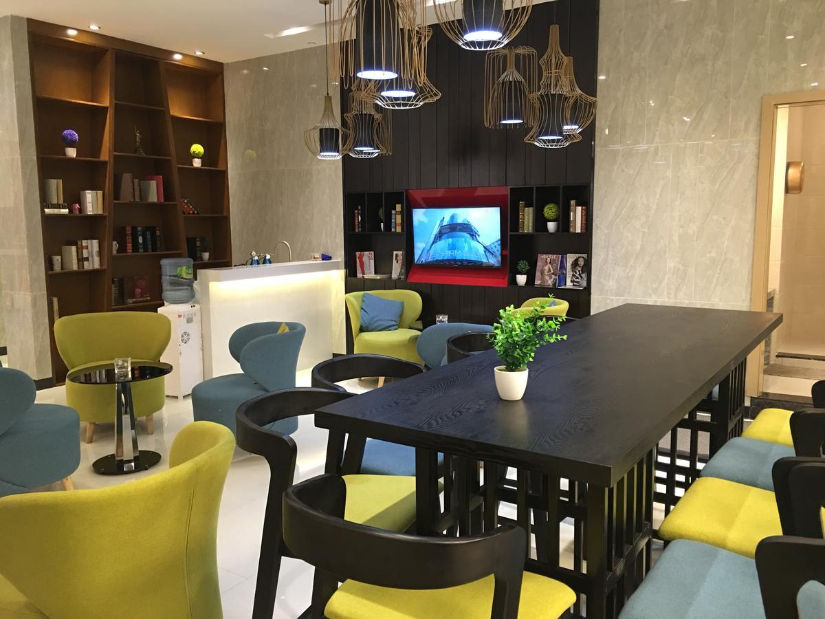 Echarm Hotel Guangzhou Kecun Metro Station Buitenkant foto